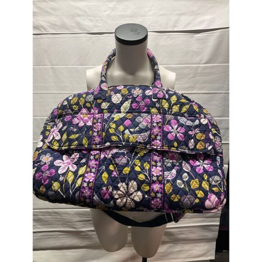 Vera Bradley‎ large Multi pocket duffel bag Purple Quilted floral